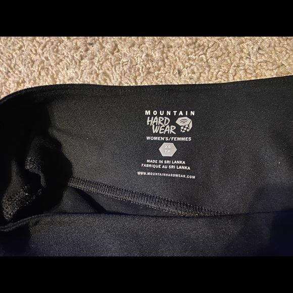 Mountain Hardwear Black mini Skirt - Picture 2 of 8